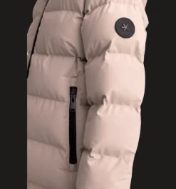 Varma Jackor><noscript><img width=